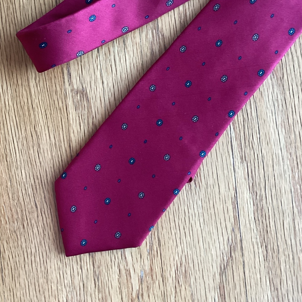 Silk Gloria Vanderbilt Tie